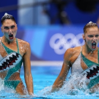 Evangelia Papazoglou and Evangelia Platanioti of Greece during a preliminary round at the Tokyo Aquatics Centre on Monday | REUTERS