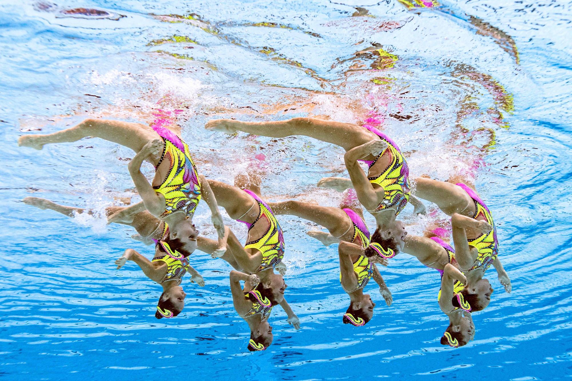 Team Italy competes in the team technical routine artistic swimming event at the Tokyo Aquatics Centre | AFP-JIJI