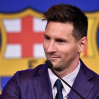 Barcelona\'s Argentinian forward Lionel Messi holds a news conference at the Camp Nou stadium in Barcelona on Sunday. Messi fought back tears as he confirmed he is leaving Barcelona, where he has played his entire career. | AFP-JIJI