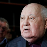 Former Soviet President Mikhail Gorbachev addresses the audience after the Russian premiere of the documentary film \"Meeting Gorbachev\" in Moscow in November 2018.  | REUTERS