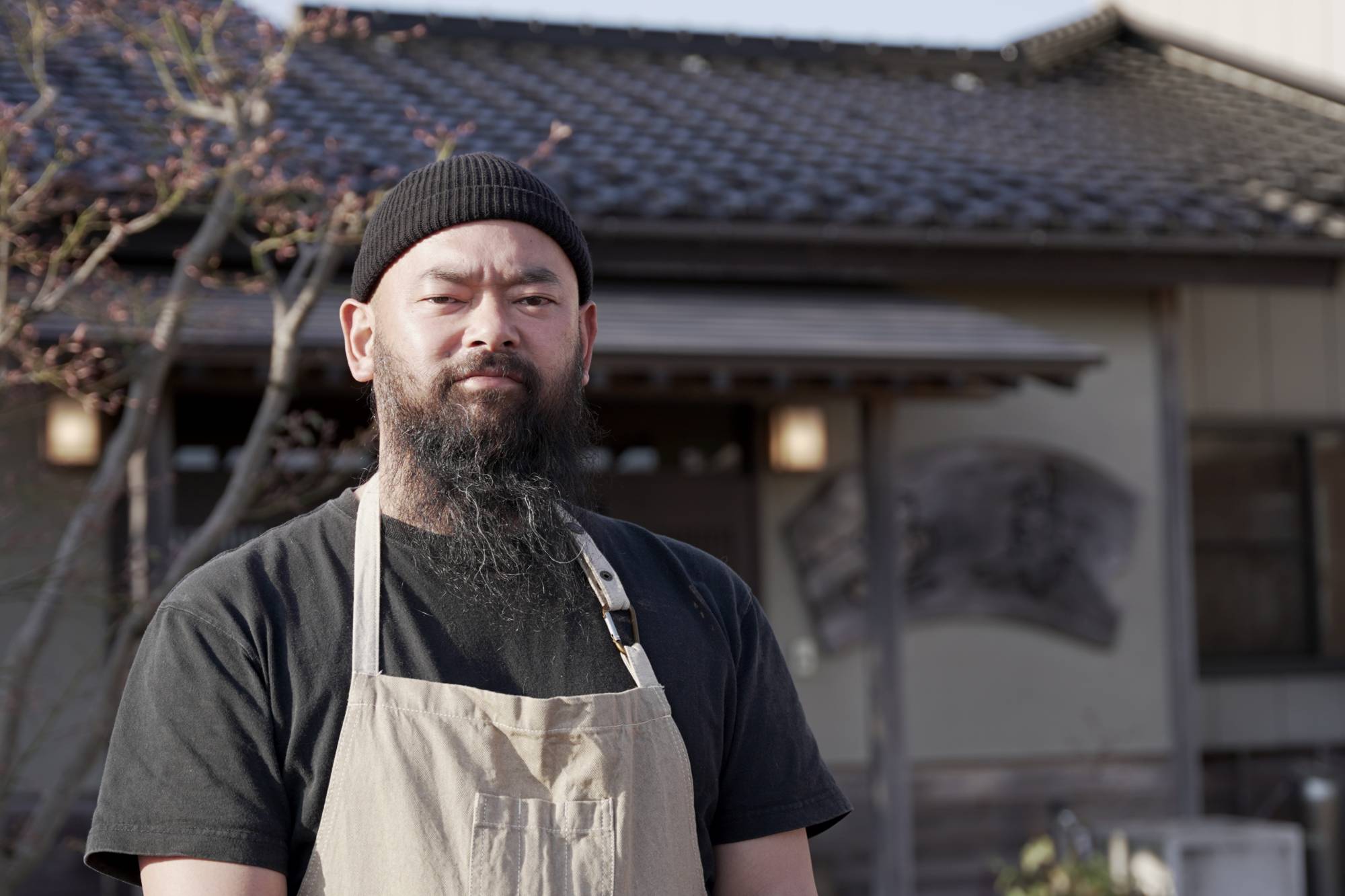 Owner-chef Kazuhiro Inoue’s credo is to cook wherever possible with ingredients that have barely been touched by human hand until they arrive in his kitchen. | NAOH INC.