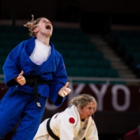 Algeria\'s Cherine Abdellaoui reacts after winning the women\'s under-52 kg judo final | AFP-JIJI