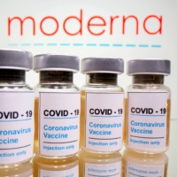 Infectious disease experts say the risk that a contaminated vial would be administered is low, as the standard protocol is to check for any abnormalities in vials and syringes before use. | REUTERS