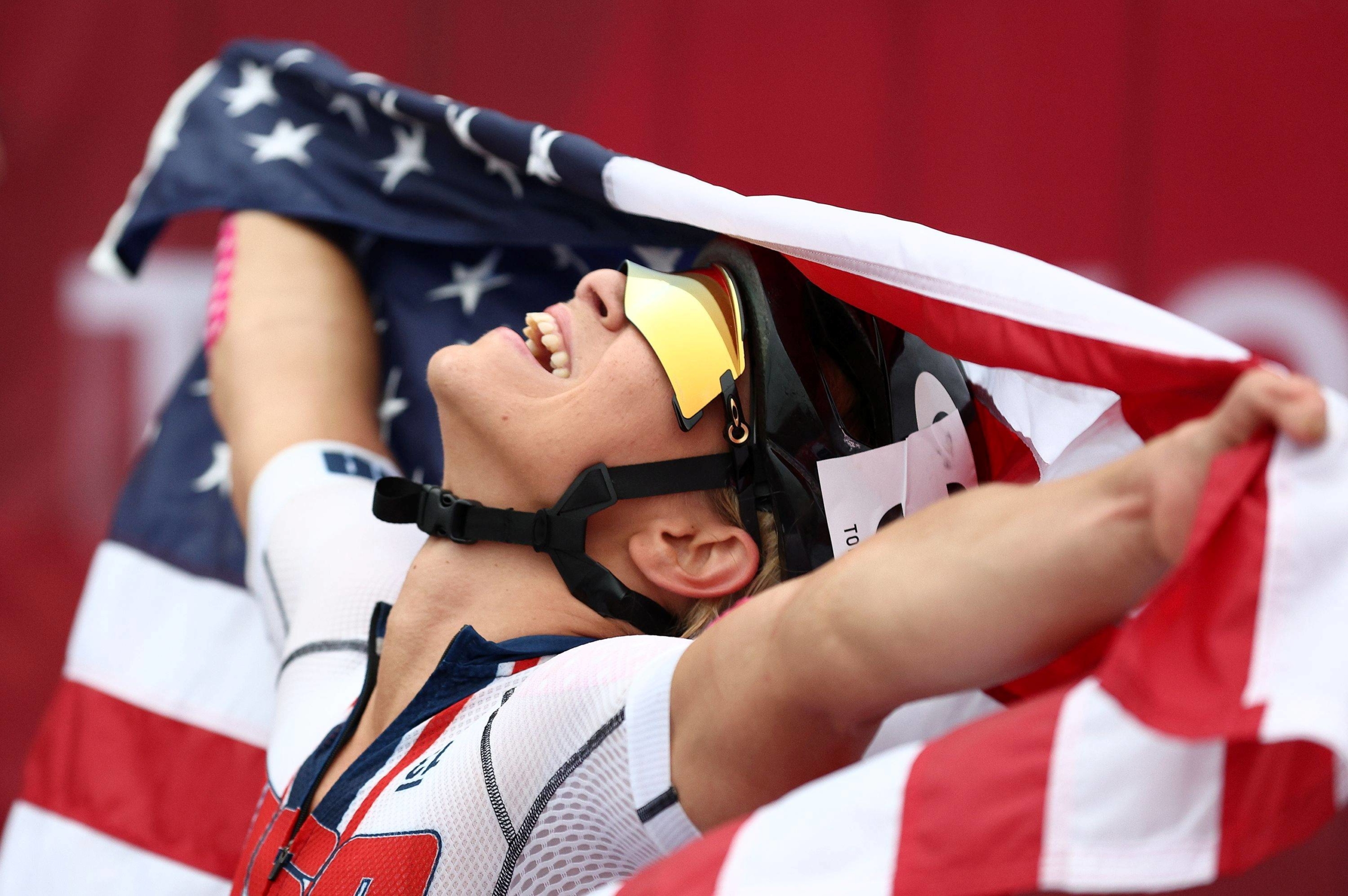 Oksana Masters of the United States celebrates after winning gold in the women's H5 cycling road race. | REUTERS