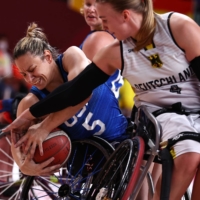 U.S. wheelchair basketball player and college professor Darlene Hunter (left) uses her classes on disability issues to discuss the controversy over \"inspiration porn.\" | REUTERS
