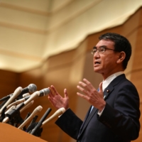After numerous meetings with Finance Minister Taro Aso, Taro Kono got his blessing to run in the LDP presidential race. | RYUSEI TAKAHASHI
