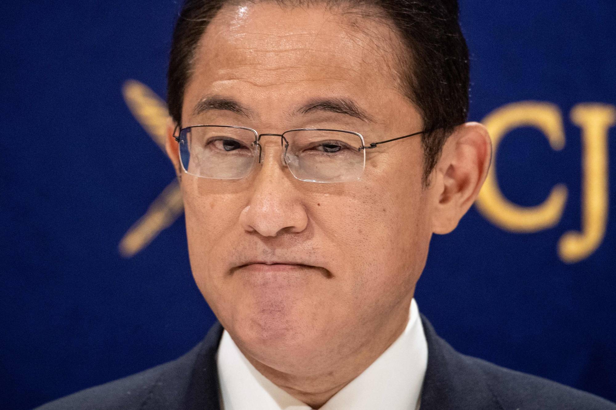 Former Foreign Minister Fumio Kishida of the Liberal Democratic Party attends a news conference at the Foreign Correspondents' Club of Japan in Tokyo on Monday. | AFP-JIJI