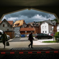 Few campaign posters create the impression that Sonneberg’s residents have been forgotten in the battle for the German chancellery. | BLOOMBERG