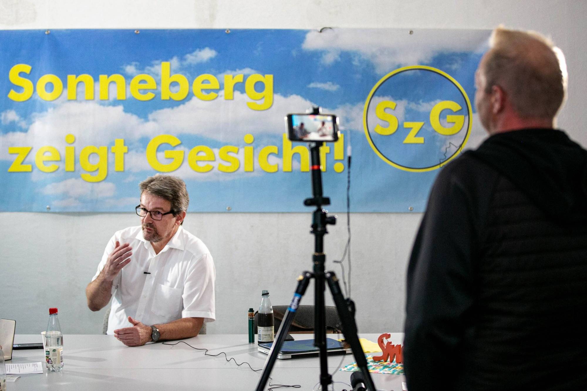 Ingo Schreurs, a translator and organizer of Sonneberg Shows Its True Face, during a livestream on Facebook on Aug. 30 | BLOOMBERG