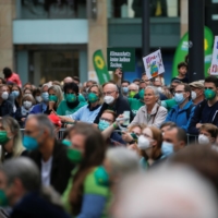 Climate change activists and Greens supporters attend a rally in Duesseldorf on Friday ahead of the German election.  | REUTERS
