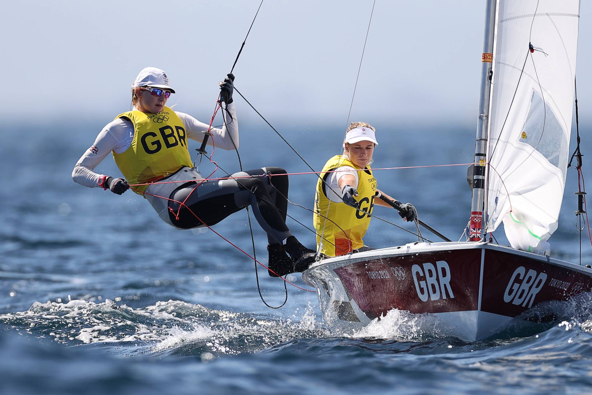 Great Britain's Hannah Mills (right) and Eilidh McIntyre compete during the women's 470 at Tokyo Olympics on Aug. 3. | REUTERS