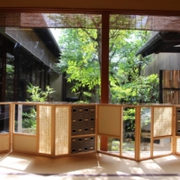 The Johanna Gullichsen Rakusai Collection, exhibited at Hibiya Okuroji, pairs Gullichsen’s Finnish textiles with Japanese furniture.