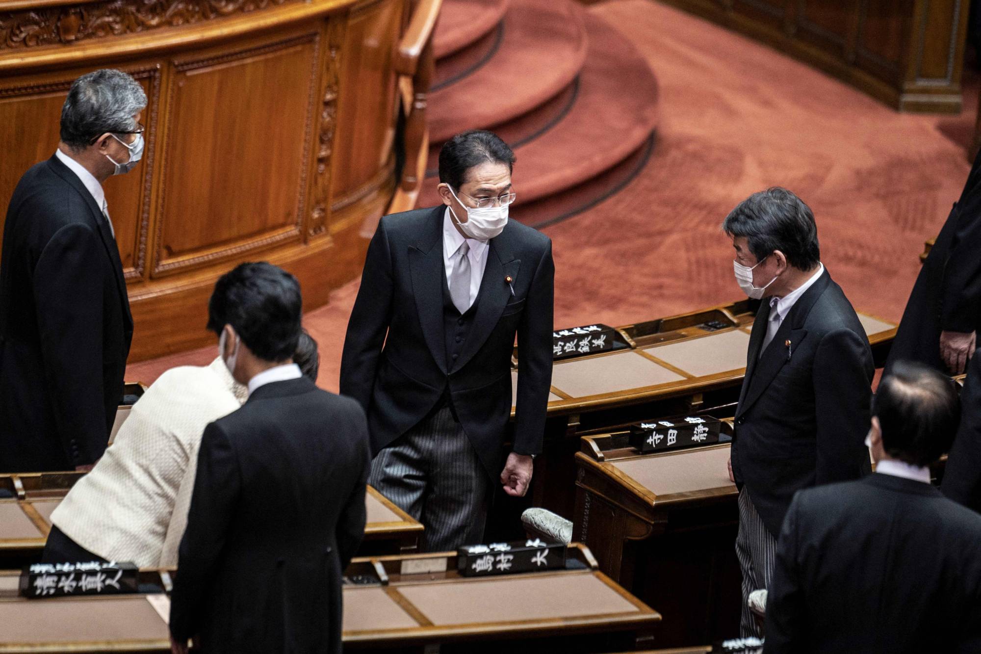 Whether 'Kishidanomics' with its wealth redistribution plan is destined to be successful or not depends on the political will of the Japanese people and the result of the general election to be held at the end of the month. | AFP-JIJI