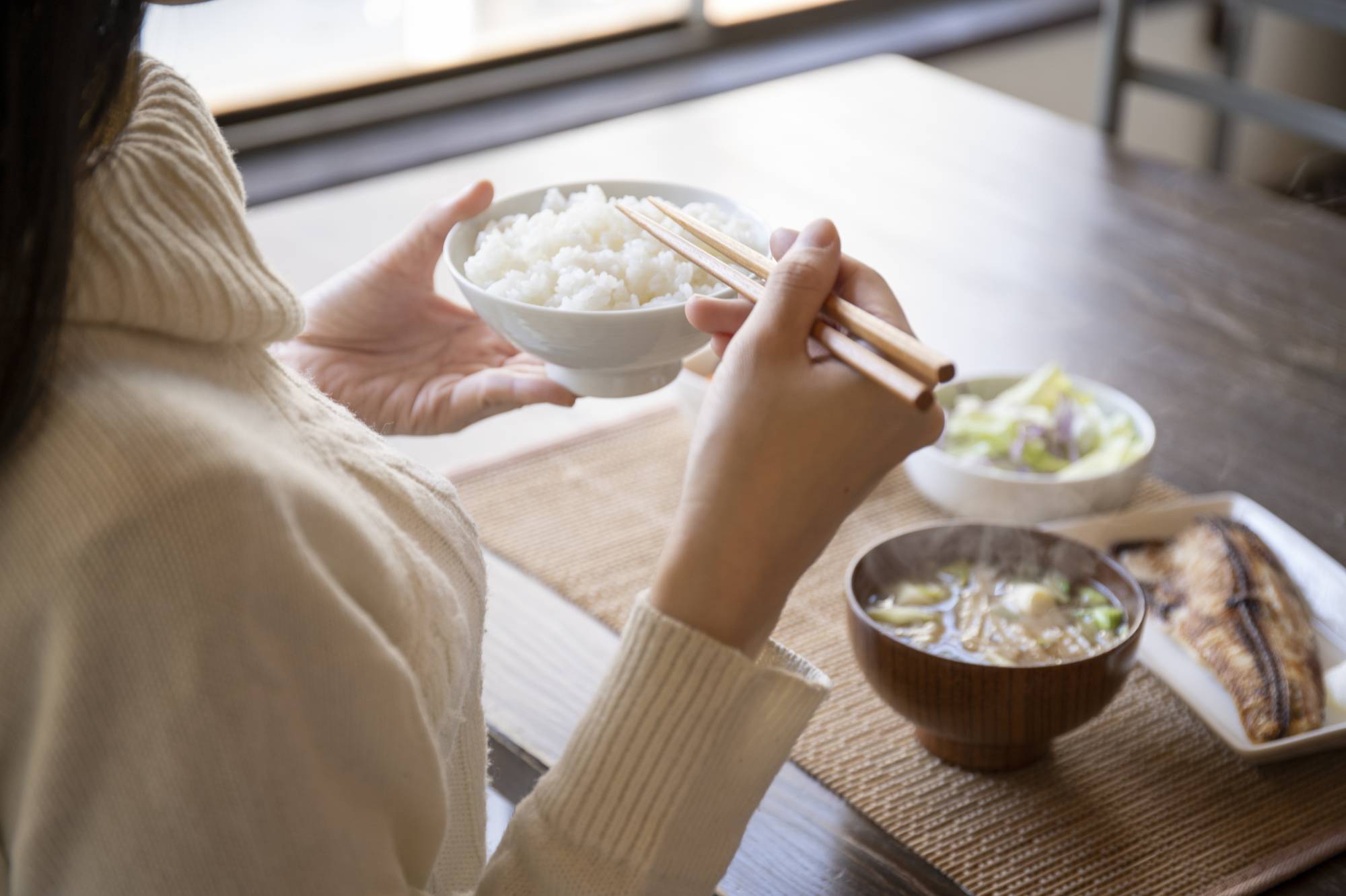 Yoshihiko Morotomi, a Meiji University professor and clinical psychologist, says eating alone can be a liberating experience. | GETTY IMAGES