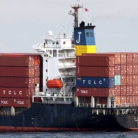 Growth in Japan’s overseas shipments slowed in September to about half August’s pace, although advancing 13% from a year before. | BLOOMBERG