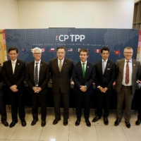 Representatives from member countries of the CPTPP trade deal take part in a news conference in Santiago, Chile, during the APEC Ministers Responsible for Trade Meeting in May 2019. | REUTERS