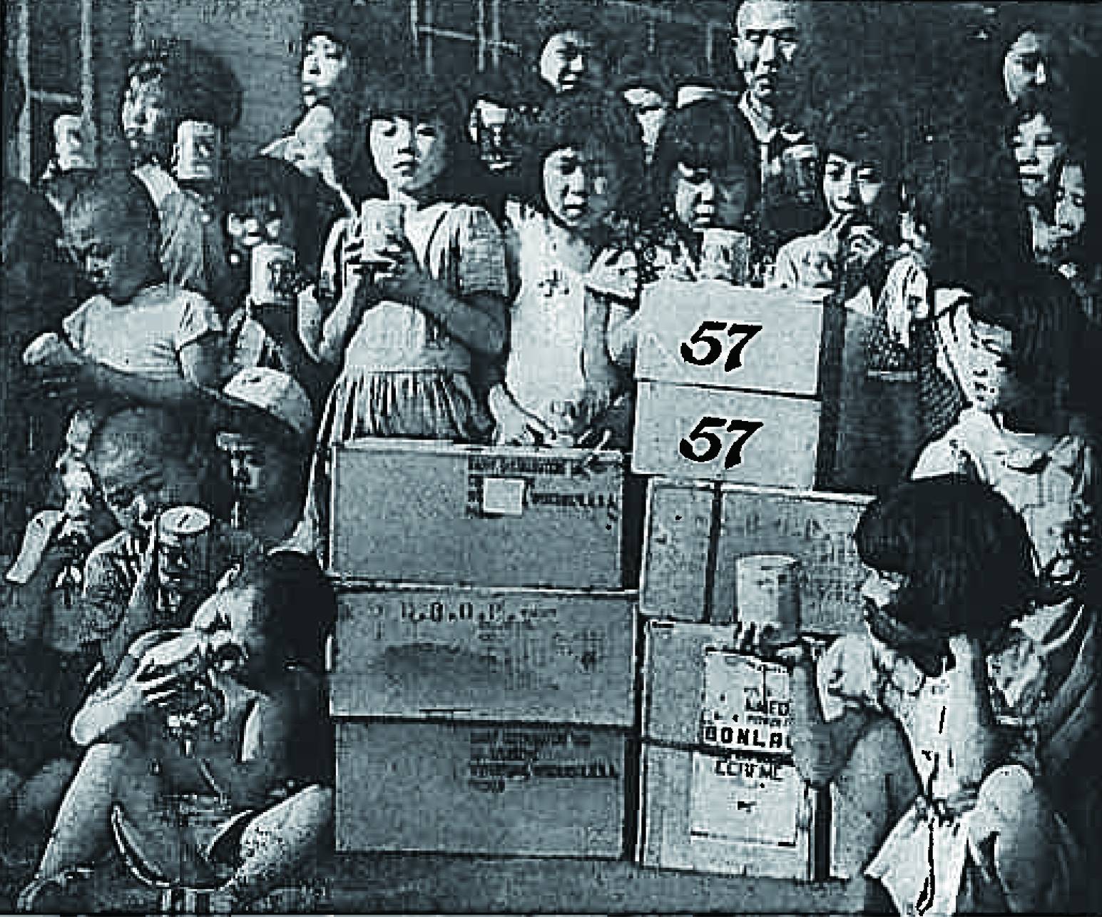 After World War II, with overseas assistance, Japan overcame nutritional deficiencies thanks to various activities based on evidence from the Nutrition Survey. | HEALTH, LABOR AND WELFARE MINISTRY