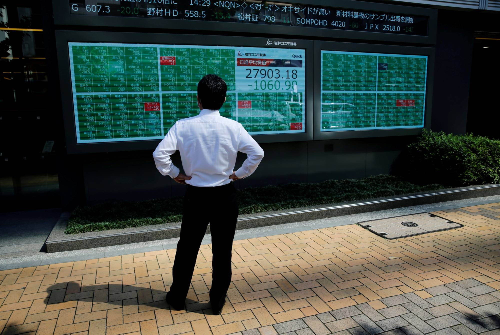 The Tokyo Stock Change took a hit Tuesday following comments from Prime Minister Fumio Kishida alluding to reforms to the Abe-era expansion of corporate stock buyback practices. |  REUTERS