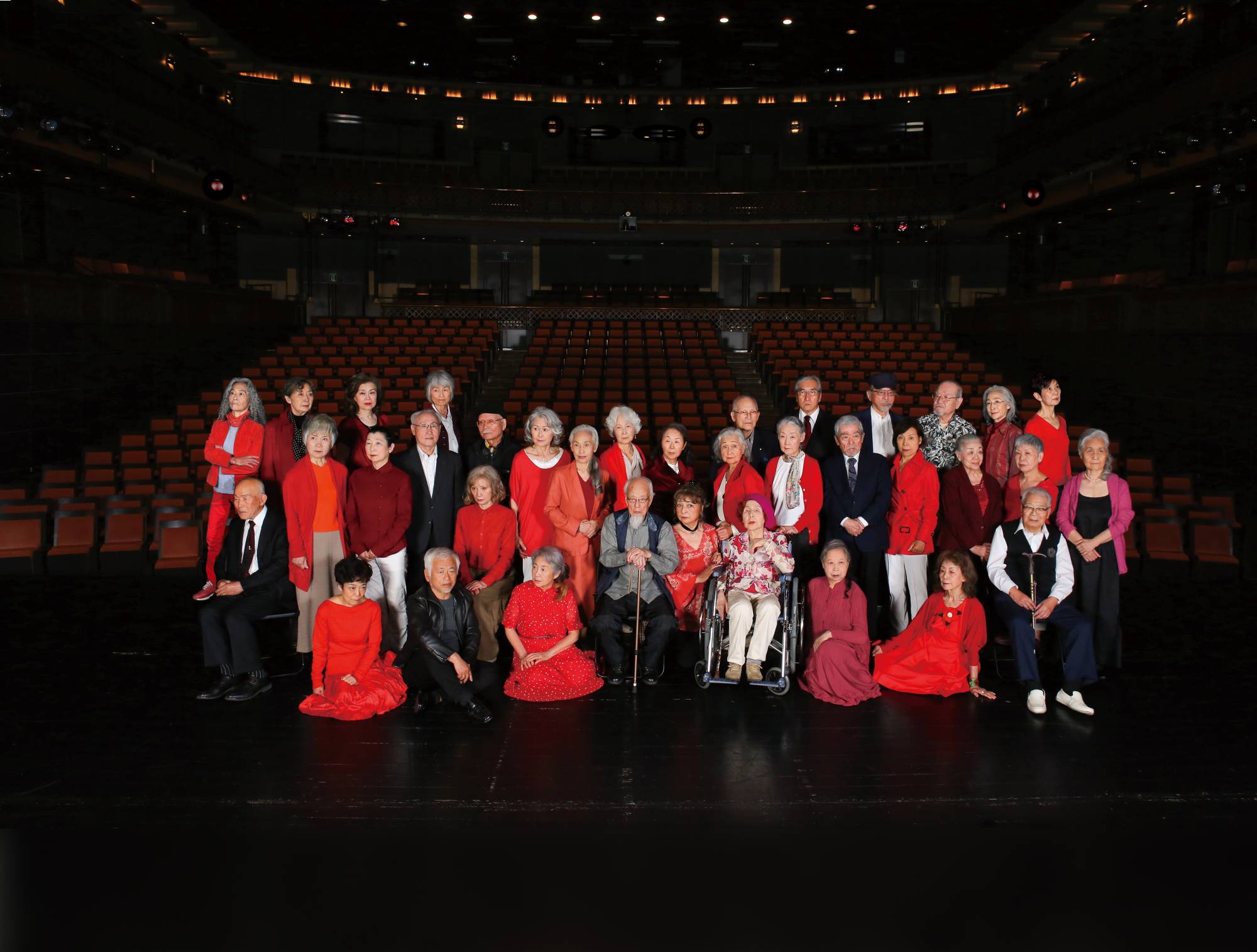 Saitama Gold Theater was launched in 2006 with a cast of 48 actors aged 55 and over. This month, the remaining members will perform their final show.  | © MAIKO MIYAGAWA