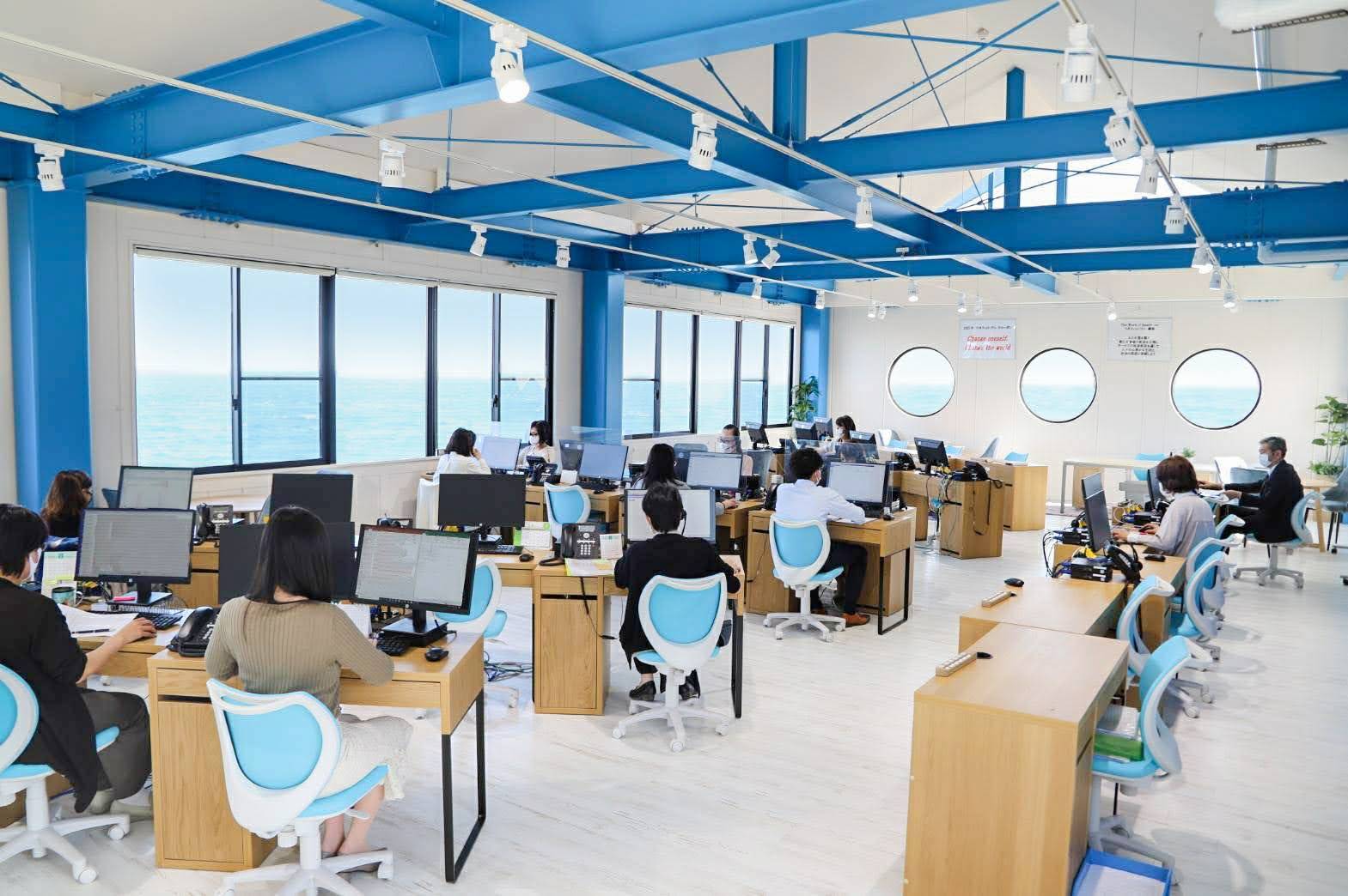 Pasona Group has been investing in Awaji Island since it launched farming and tourism operations there in 2008. It currently manages more than a dozen establishments on the island, including restaurants, a hotel and a theme park. | COURTESY OF PASONA GROUP