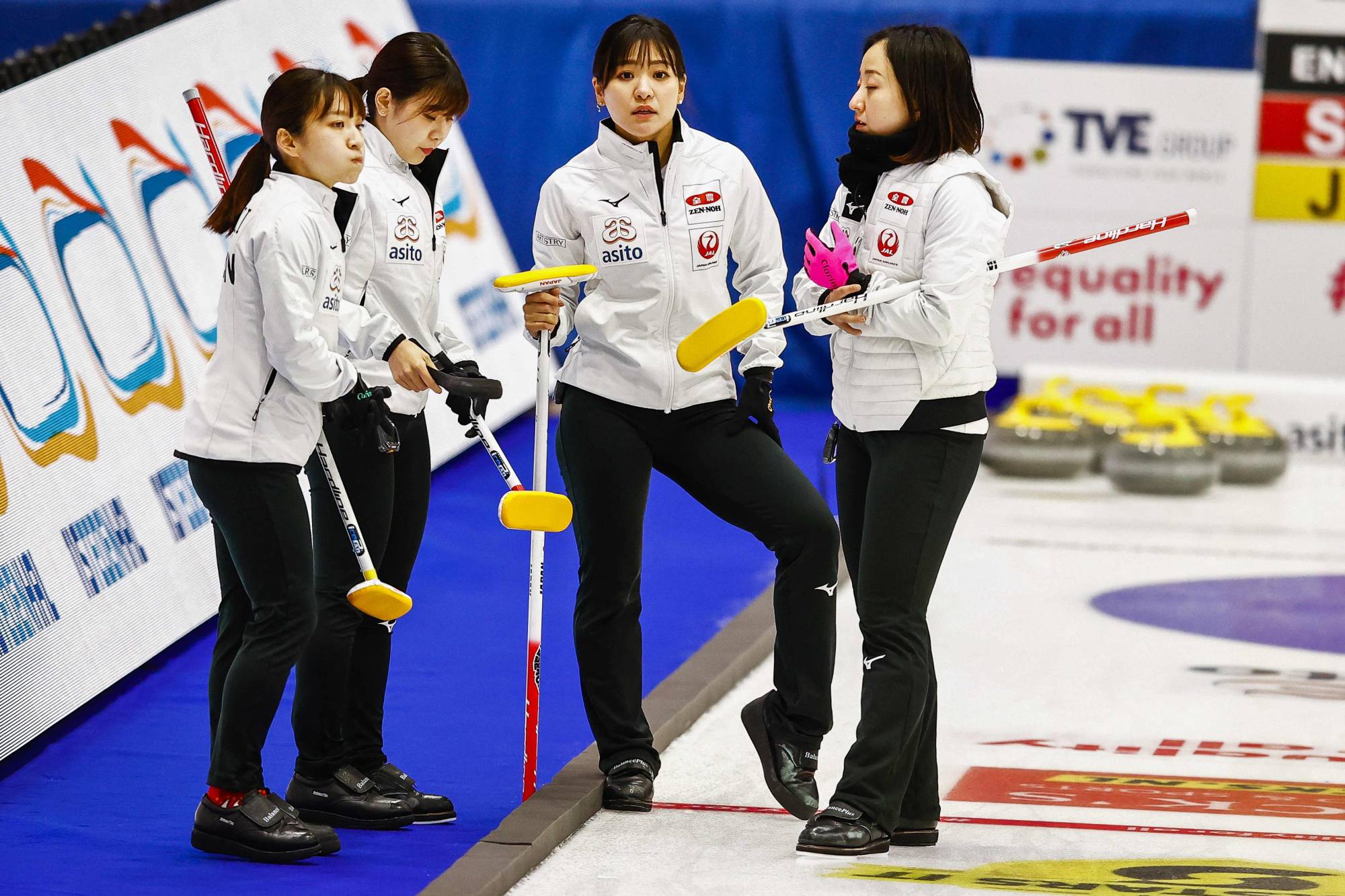 Japan draws No. 1 Sweden for first match of women's curling campaign at