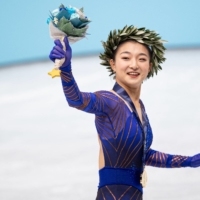 Kaori Sakamoto celebrates after winning her second national title at Saitama Super Arena on Saturday. | AFP-JIJI