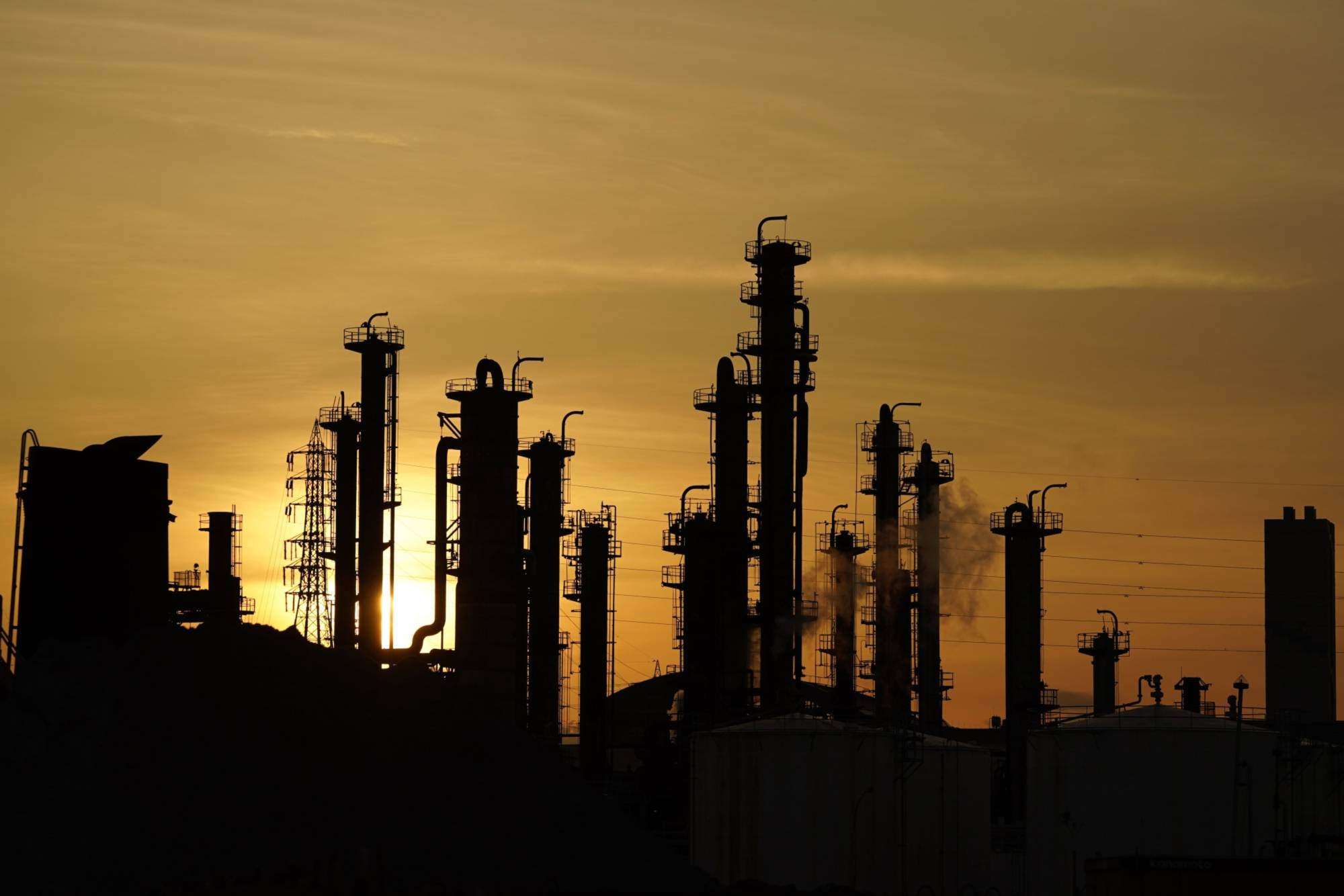 The move is part of Japan’s plans to sell oil in coordination with other consuming nations and more sales may follow. | BLOOMBERG