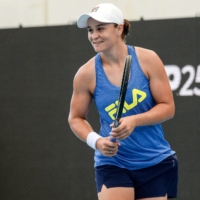 Ash Barty practices in Adelaide, Australia, on Sunday.  | AFP-JIJI