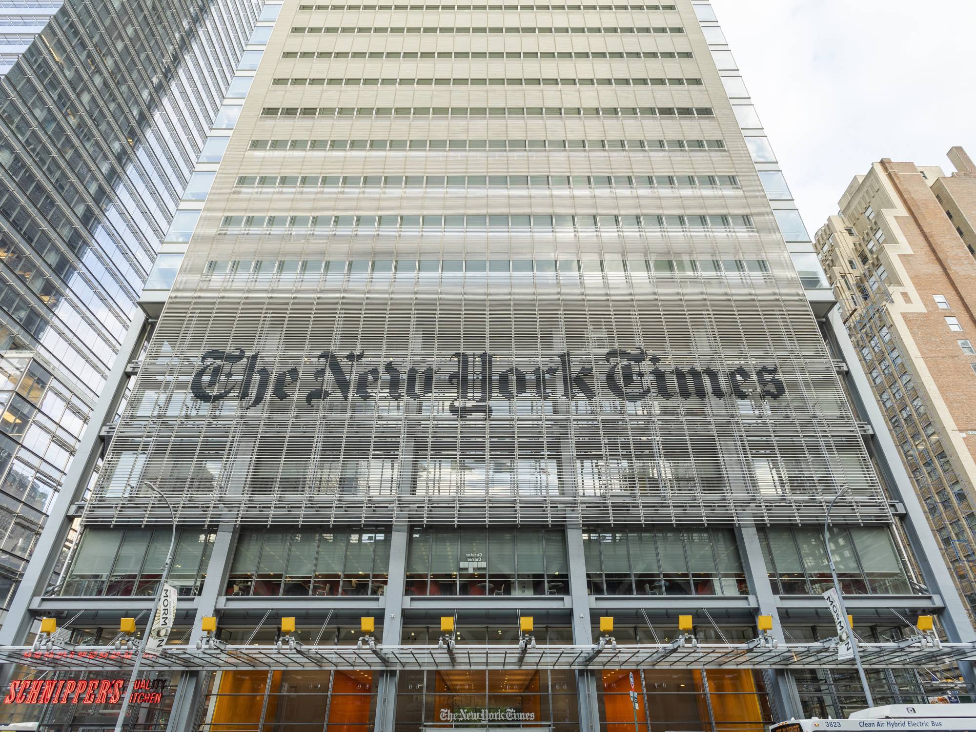 The New York Times headquarters in New York, May 12, 2021. The New York Times Company has reached an agreement to buy The Athletic, the online sports news outlet with 1.2 million subscriptions, in a deal valued at around $550 million, according to two people with knowledge of the matter. | SASHA MASLOV / THE NEW YORK TIMES