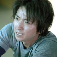 After a prominent fig farmer (Tatsuya Fujiwara) on a small island accidentally kills a man, he and two childhood friends decide to cover up the death to keep their community from going under in Ryuichi Hiroki’s “Noise.” | © Tetsuya Tsutsui / SHUEISHA, © 2022 “NOISE” Film Partners