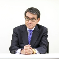 Taro Kono, former vaccine minister, says he hopes Japan\'s strict border curbs against coronavirus can be eased from March. | BLOOMBERG