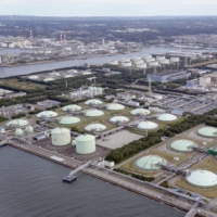 Liquefied natural gas tanks belonging to Tokyo Gas Co. in Sodegaura, Chiba Prefecture, in November | KYODO
