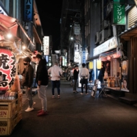 From avoiding the “three Cs” — closed spaces, crowded places and close-contact settings — to complying with voluntary stay at home requests, the majority of the public has displayed a high level of self-restraint amid emergency decrees.  | SOICHIRO KORIYAMA / BLOOMBERG
