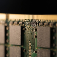 Western Digital Corp. and Kioxia Corp. said that contamination of materials used in flash-memory chip production has hurt output at two factories in Japan. | BLOOMBERG