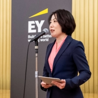 Masami Katakura addresses firm partners on her first day in office as EY ShinNihon chairwoman in July 2019. | COURTESY OF MASAMI KATAKURA
