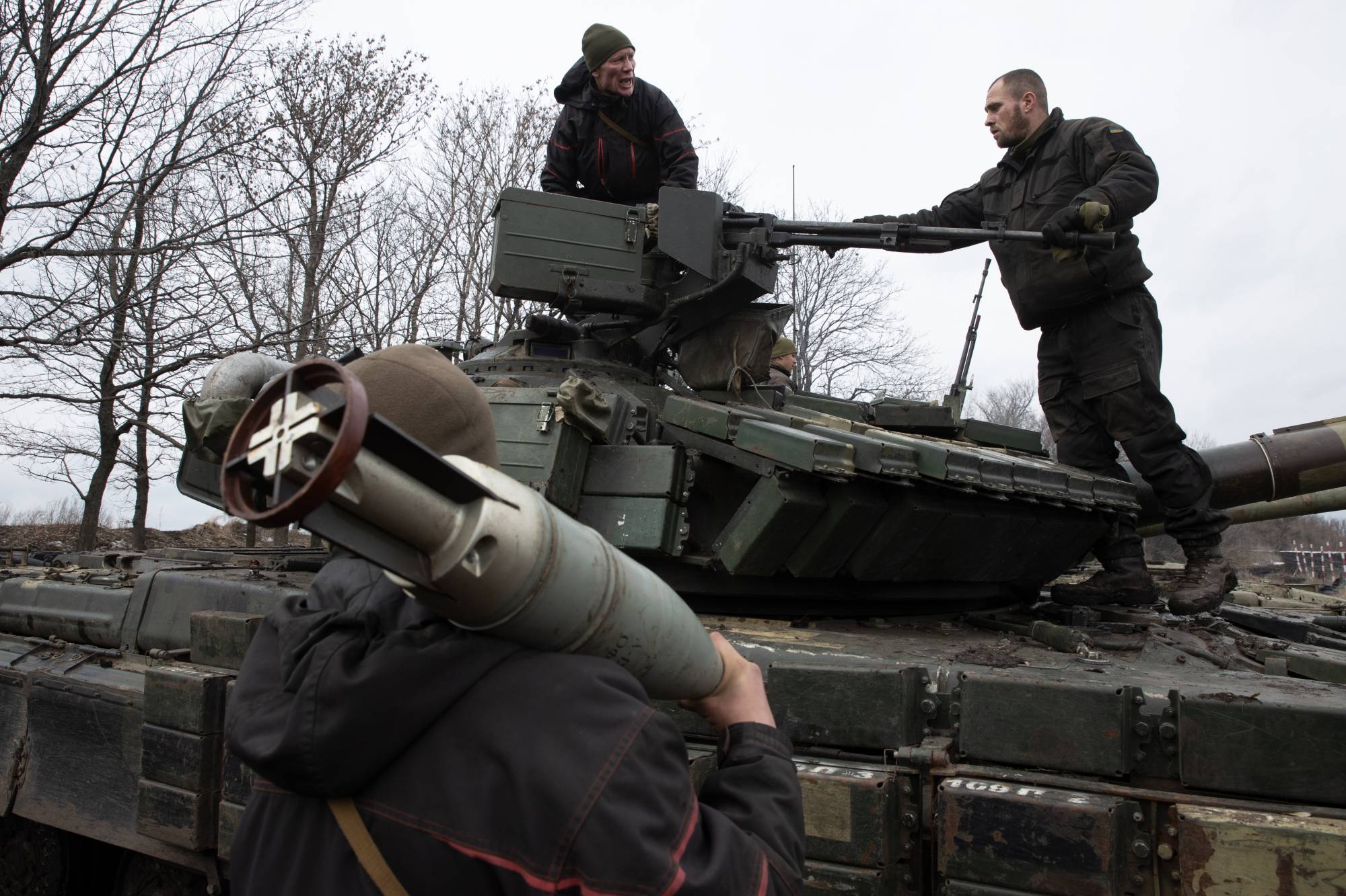 A Ukrainian military tank exercise in Donetsk Oblast, Ukraine, on Thursday | Tyler Hicks / The New York Times