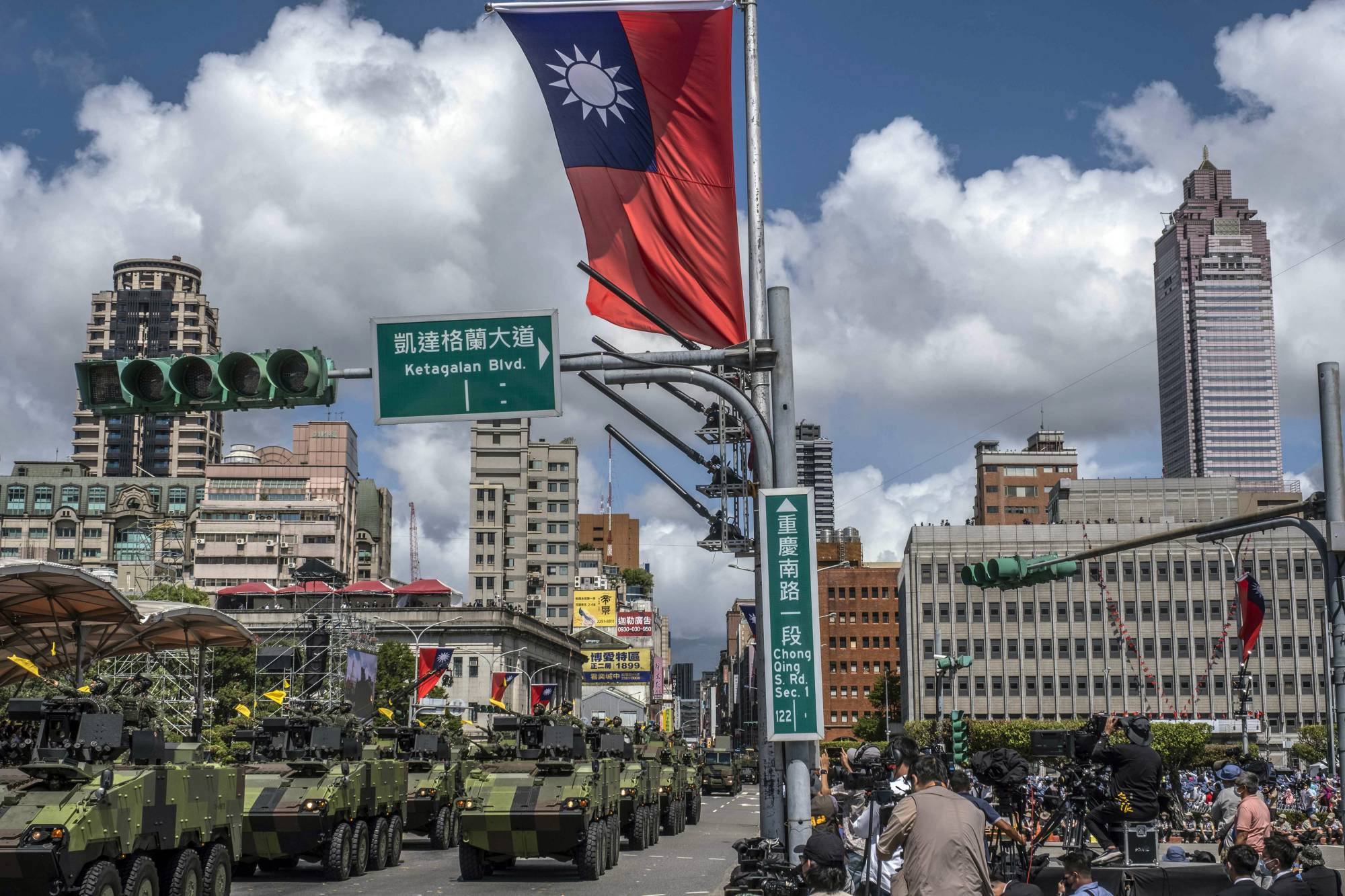A military parade in Taipei during National Day celebrations on Oct. 10, 2021 | LAM YIK FEI / THE NEW YORK TIMES