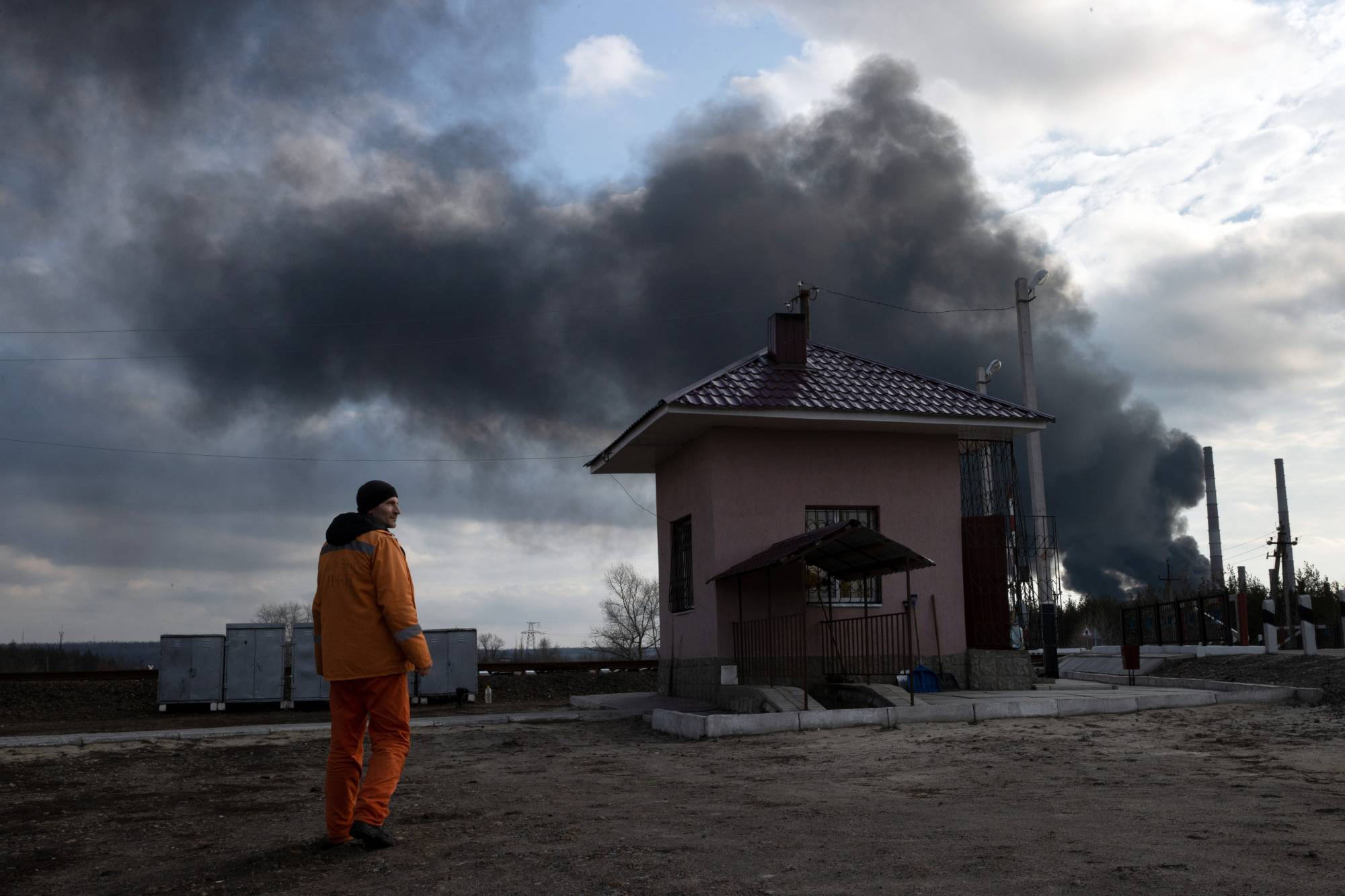 Smoke rises from the Luhansk power station in Shchastia, in eastern Ukraine, after it was heavily bombed on Tuesday. | Tyler Hicks/The New York Times