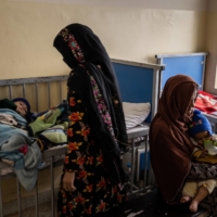 Children at Indira Gandhi Children\'s Hospital in Kabul on Jan. 12 | JIM HUYLEBROEK / THE NEW YORK TIMES