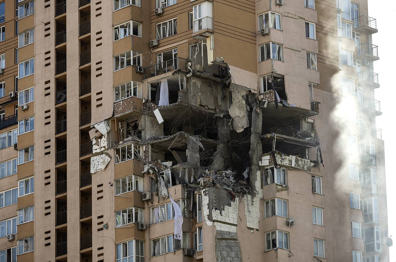 Damage from a Russian missile in Kyiv on Feb. 26.  | Lynsey Addario / The New York Times