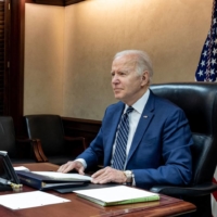 U.S. President Joe Biden speaks with Chinese President Xi Jinping from the White House in Washington on Friday. Xi said war is \"in no one\'s interest\" during the phone call, in which the U.S. president aimed to pressure Beijing into joining Western condemnation of Russia\'s invasion of Ukraine. | AFP-JIJI