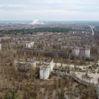The confinement structure at the Chernobyl plant behind the abandoned town of Pripyat, Ukraine | REUTERS 