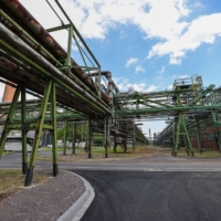 Oil pipelines near the Wesseling green hydrogen refinery, operated by Royal Dutch Shell PLC, in Wesseling, Germany, in July 2021. Europe is pinning its green hopes on hydrogen in an unprecedented economic overhaul that aims for the region to reach climate neutrality by 2050.  | BLOOMBERG