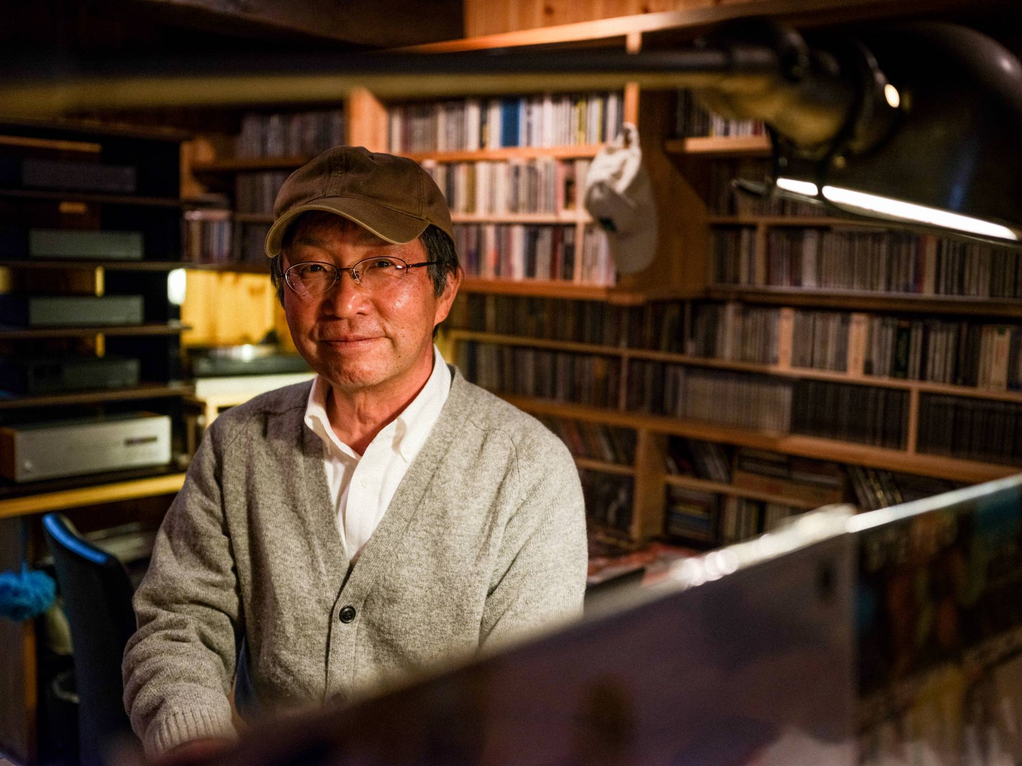 Atsushi Murakami, the creator of the Murakami Seven hop variety, sits in Brew Note Tono, his jazz bar, surrounded by records. He says, however, that Murakami Seven is more like classical music than jazz. | LANCE HENDERSTEIN
