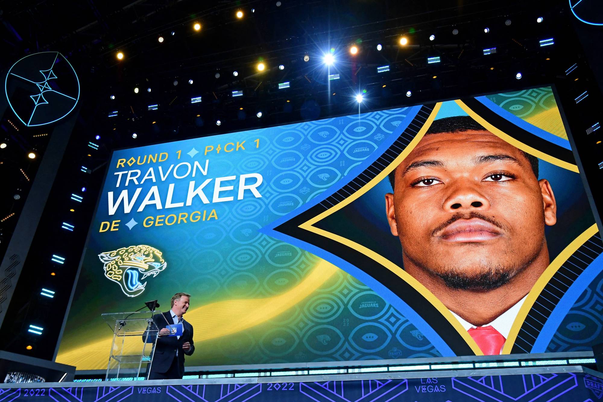 Nfl draft outlet round 1