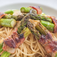 Feel free to substitute your favorite pasta in this recipe, but don\'t skimp on the asparagus and bacon. | MAKIKO ITOH
