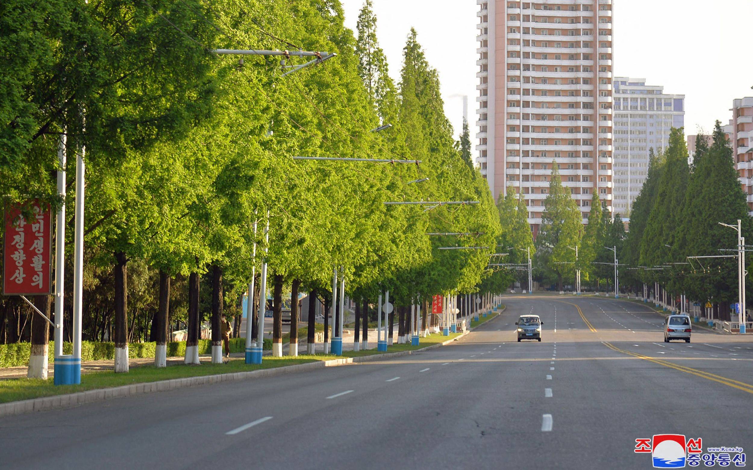 Pyongyang under lockdown amid the spread of COVID-19, on Tuesday. Outside experts content that if North Koreans were placed under the kind of extreme lockdowns seen in China, the government would be unable to provide basic needs. | KCNA / VIA KNS / via AFP-jiji