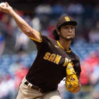 Yu Darvish pitches against the Phillies in Philadelphia on Thursday. | USA TODAY / VIA REUTERS