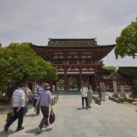 Visitors at the Dazaifu Tenmangu shrine in Dazaifu, Fukuoka, on Saturday | BLOOMBERG