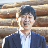 井上博成氏